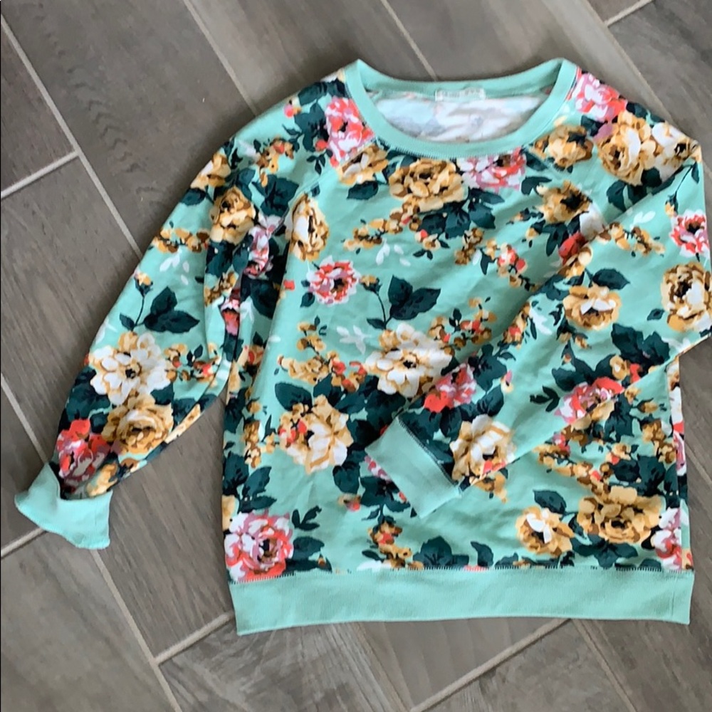 Floral light weight sweater